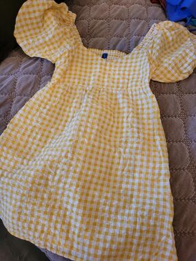 Women's Yellow Gingham Puff-Sleeve Dress